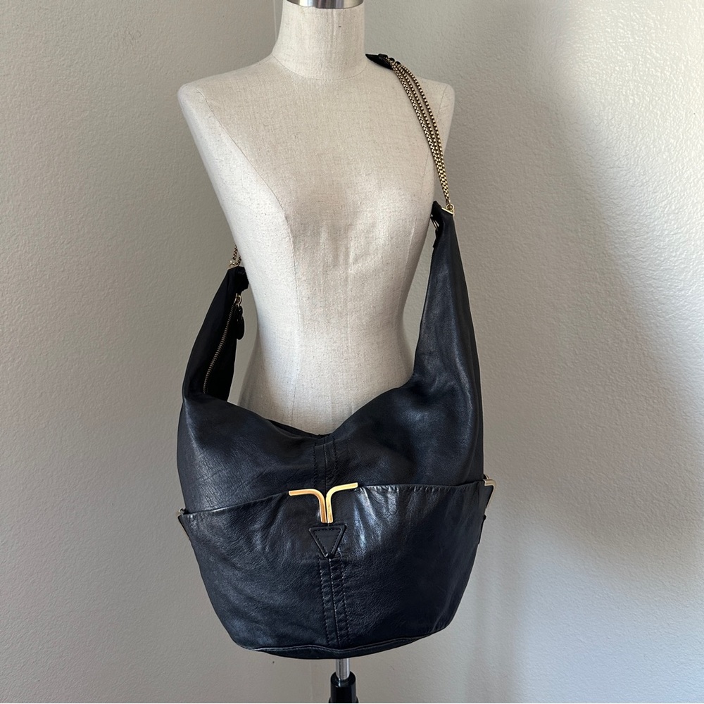 Chloe Milton Hobo Leather Crossbody Bag Gold Chains Strap Black Color O/S